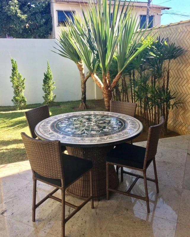 mesa de jardim