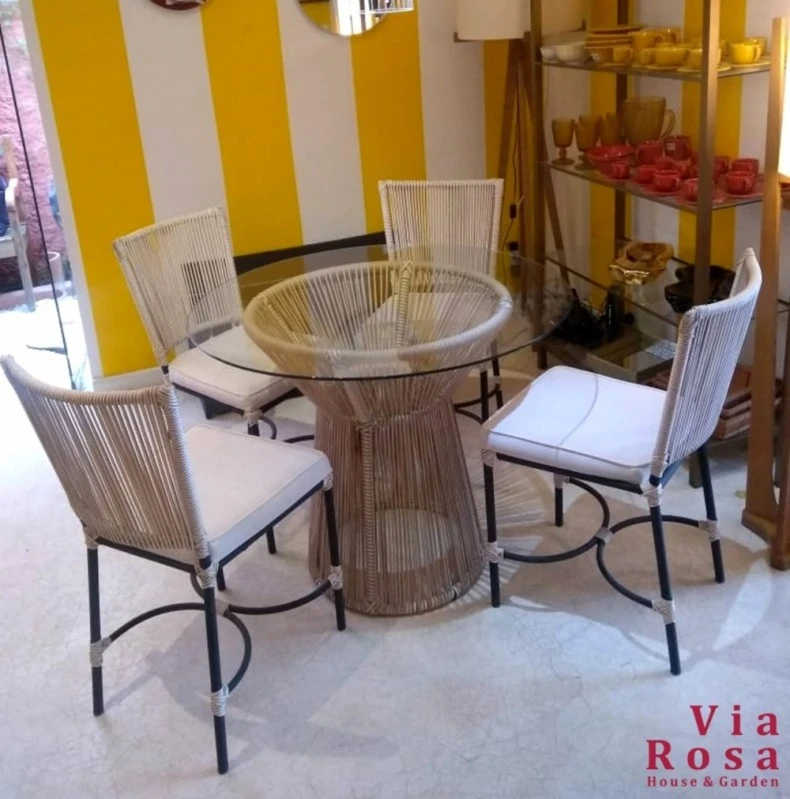 mesa de vime redonda